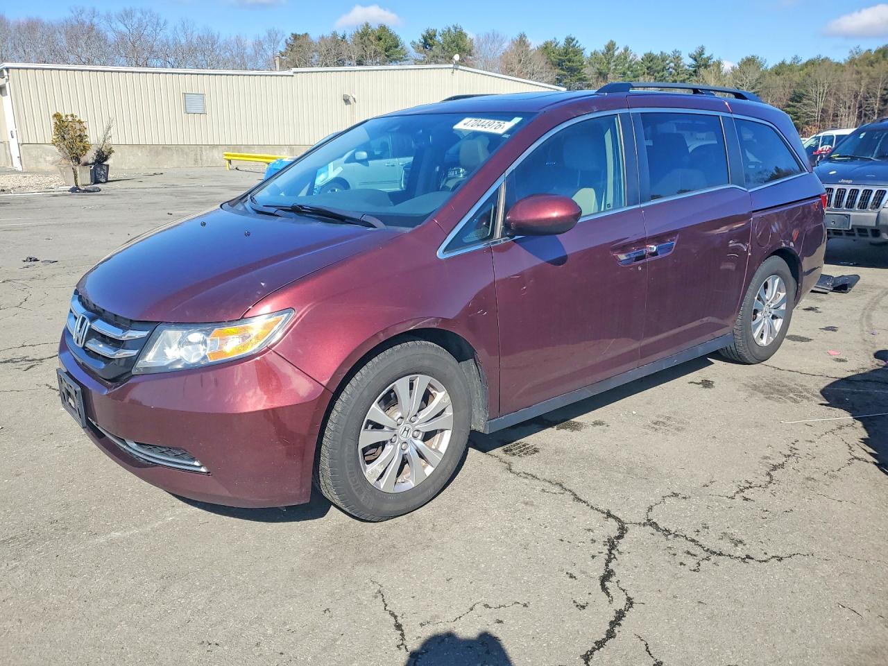 Salvage Honda Odyssey Image