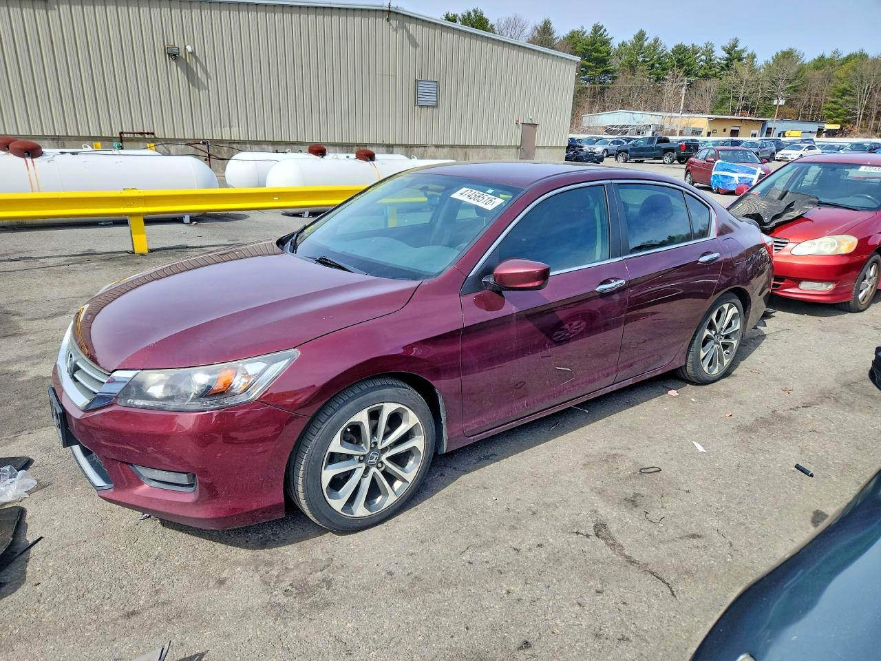 Salvage Honda Accord Image