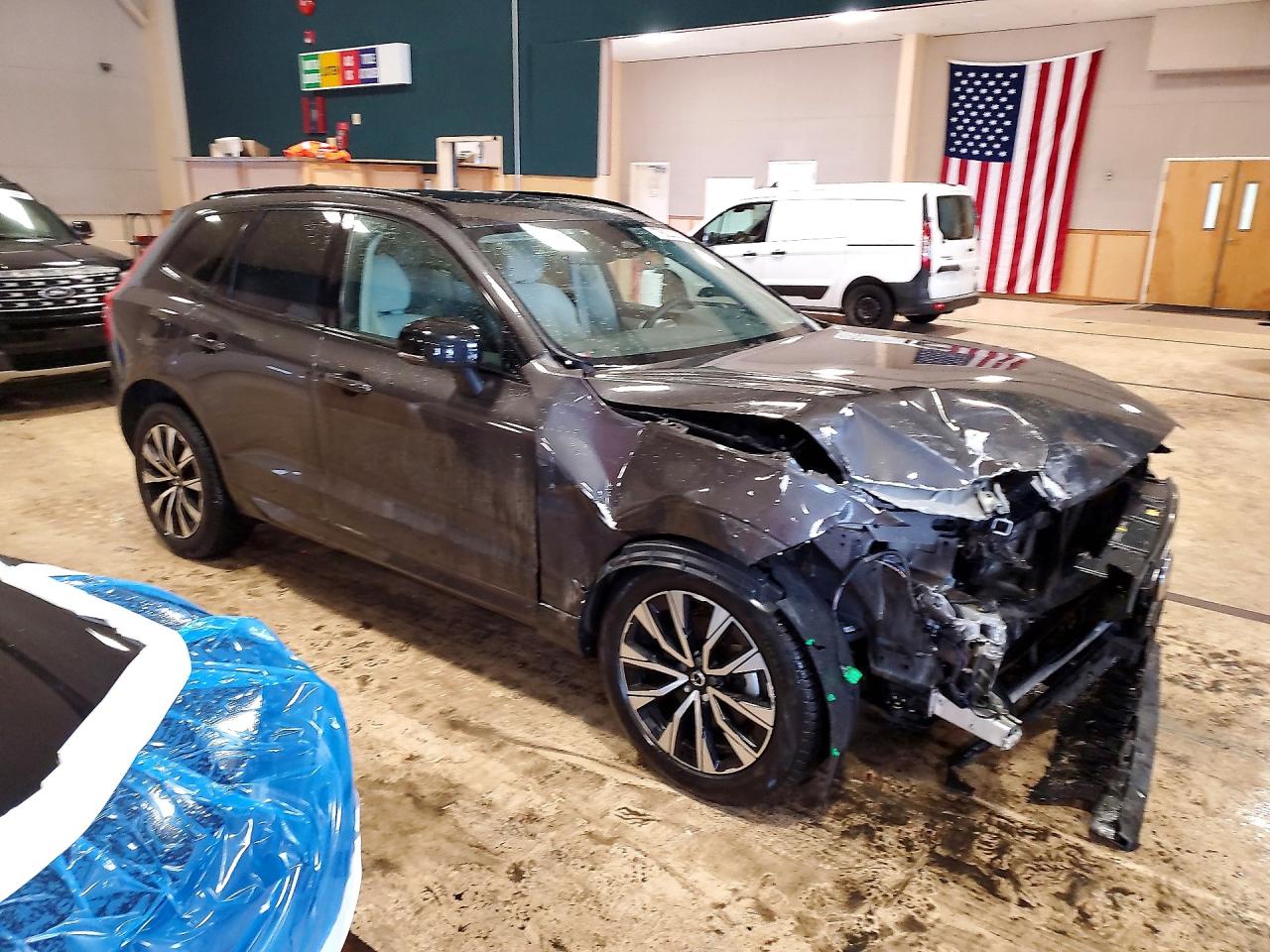 Volvo XC60 Plus
