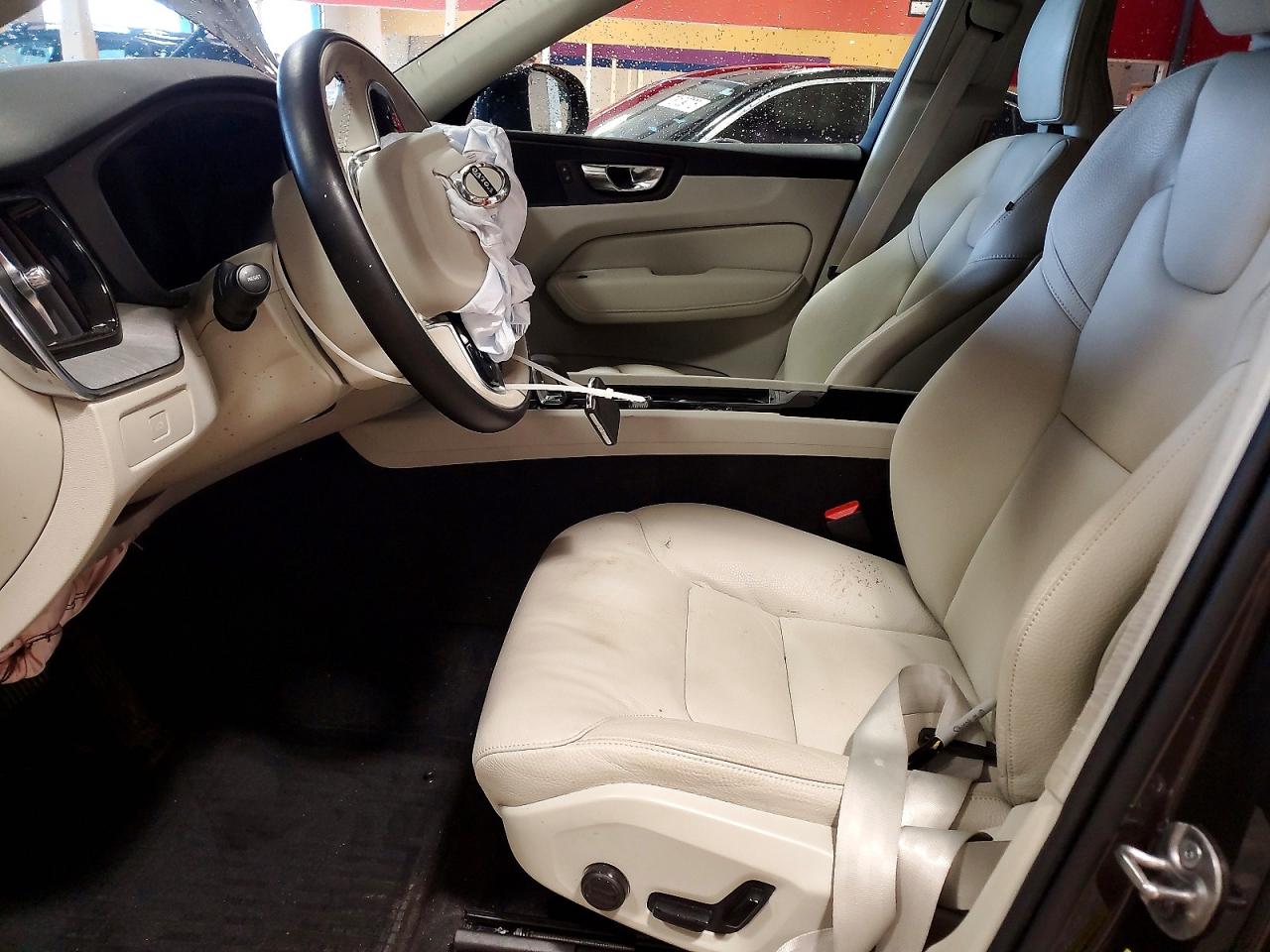 Volvo XC60 Plus