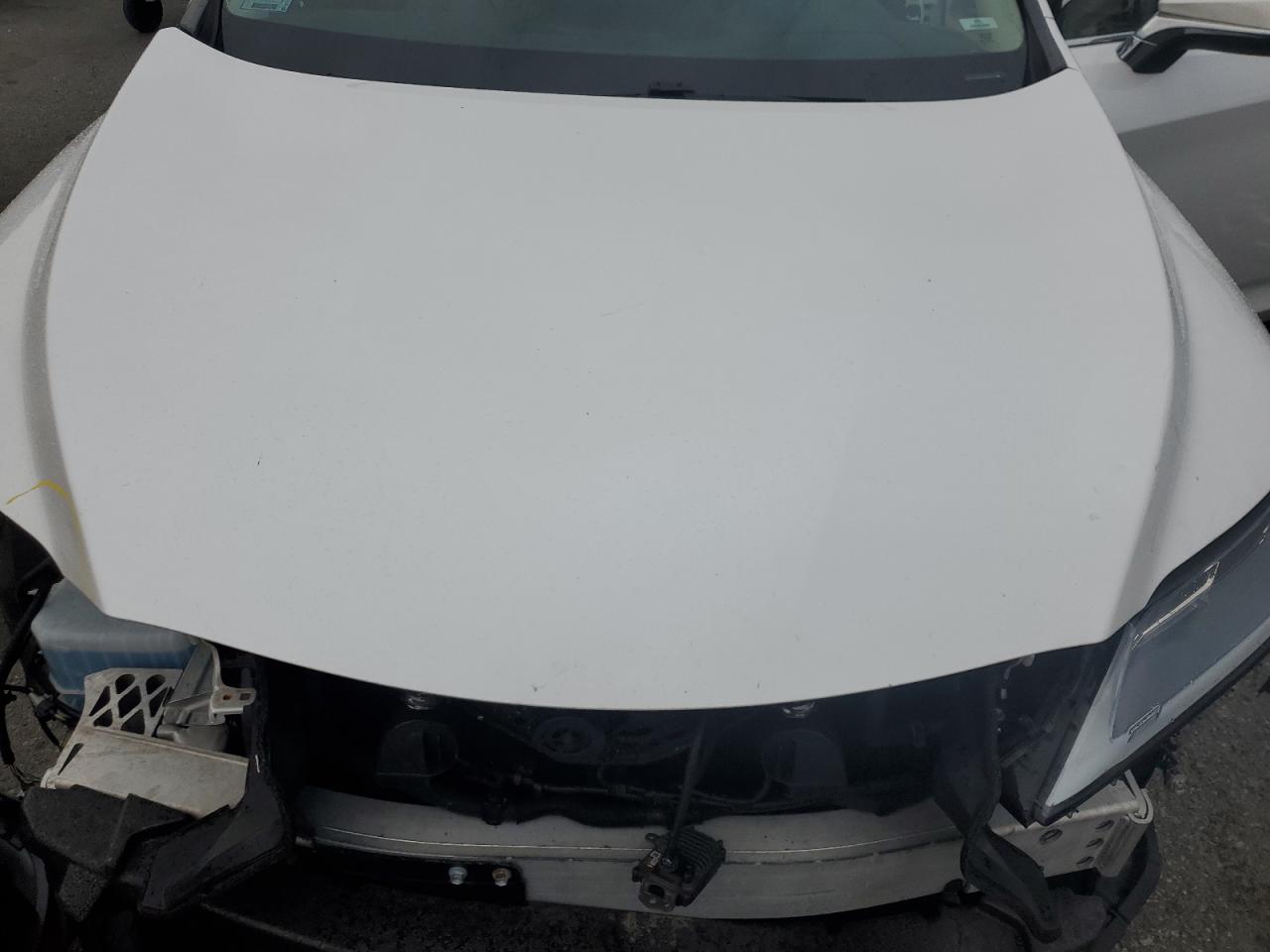 Lexus RX Base