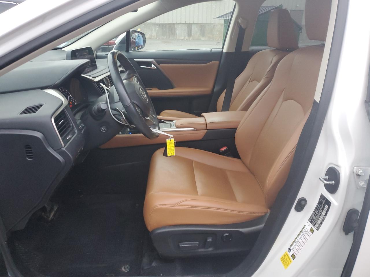 Lexus RX Base
