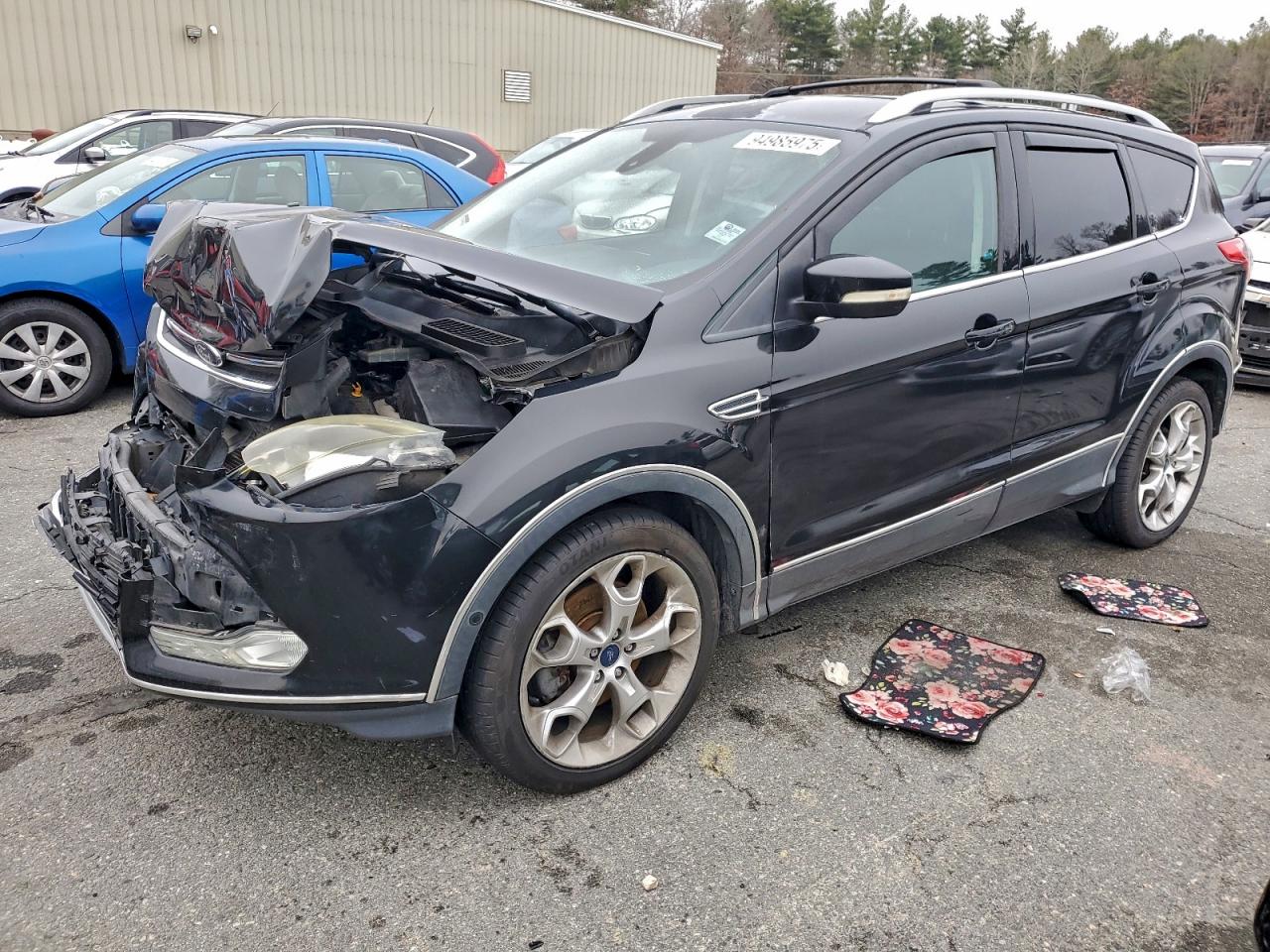 Salvage Ford Escape Image