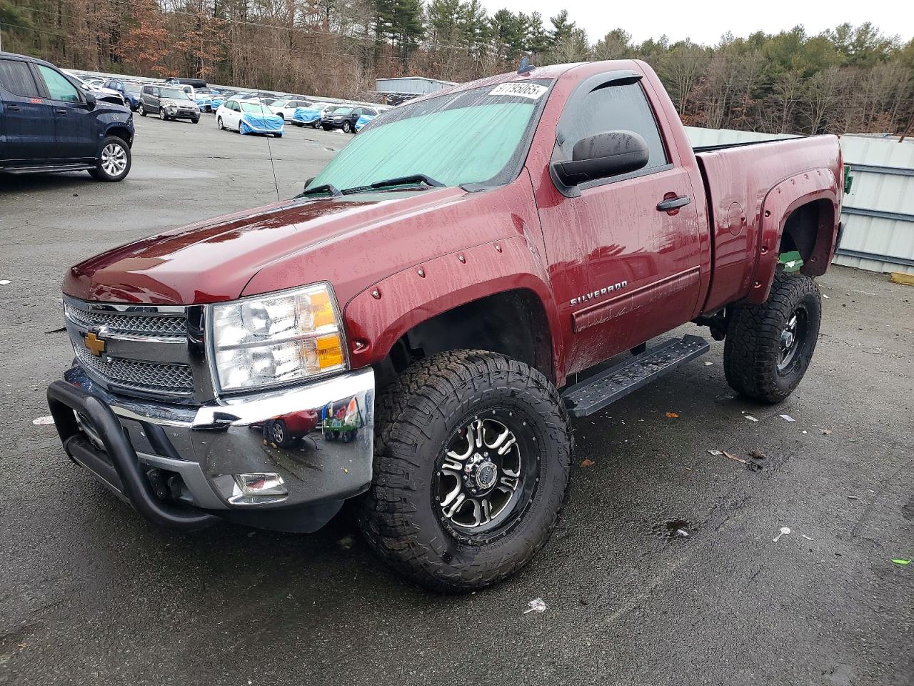 Salvage Chevrolet Silverado Image