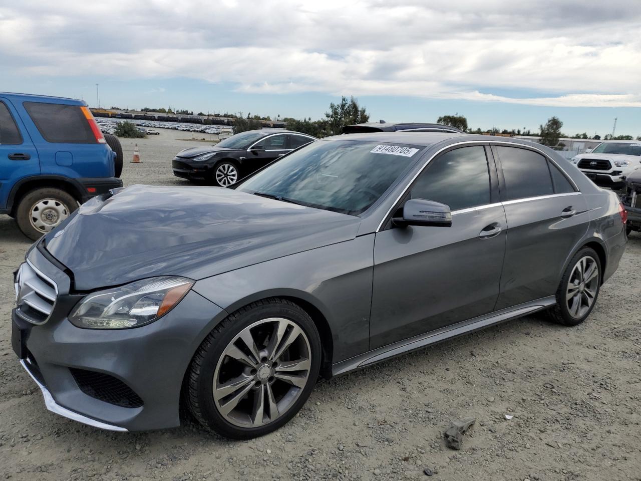 Salvage Mercedes-Benz E-Class Image