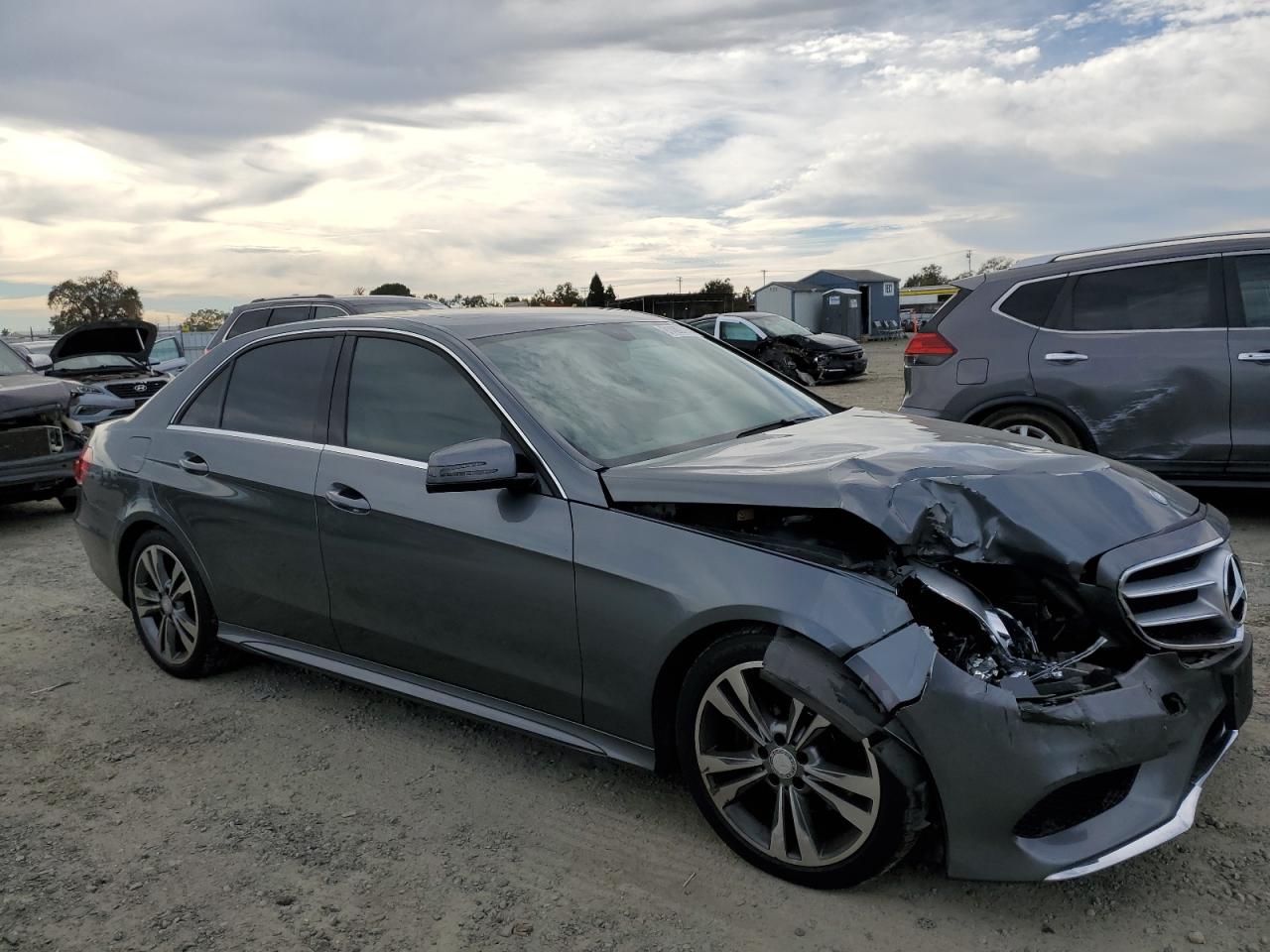 Mercedes-Benz E-Class 350