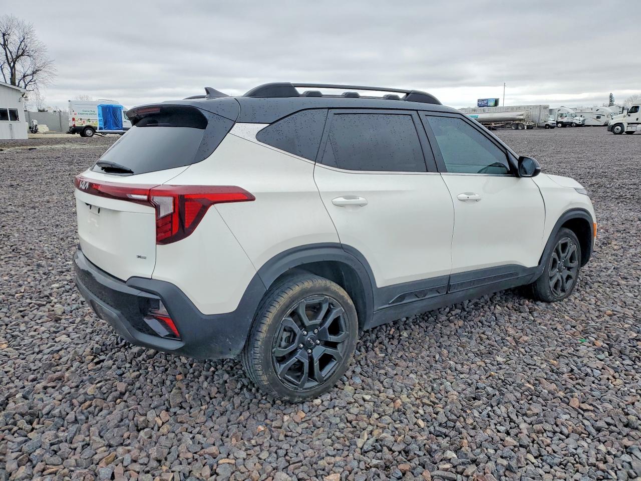 Kia Seltos X-line