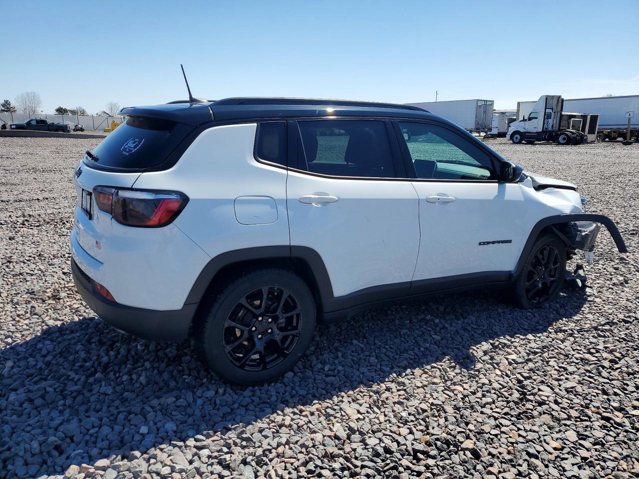 Jeep Compass Latitude