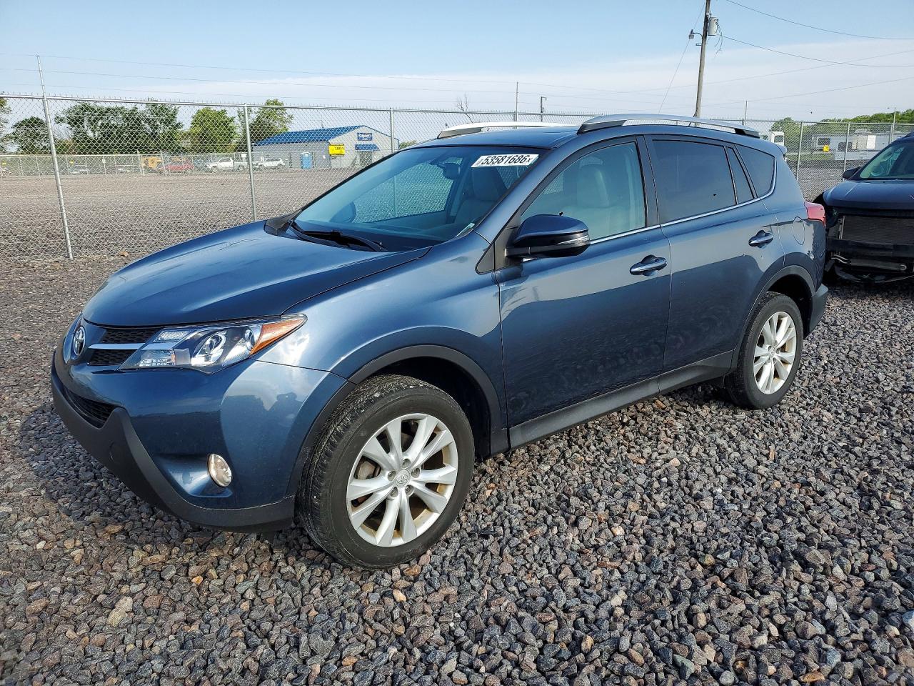 Salvage Toyota RAV4 Image
