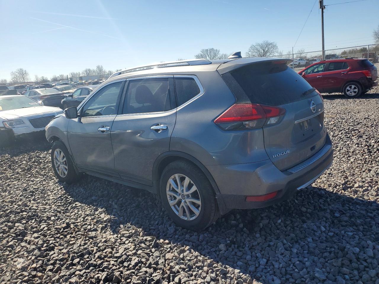 Nissan Rogue S