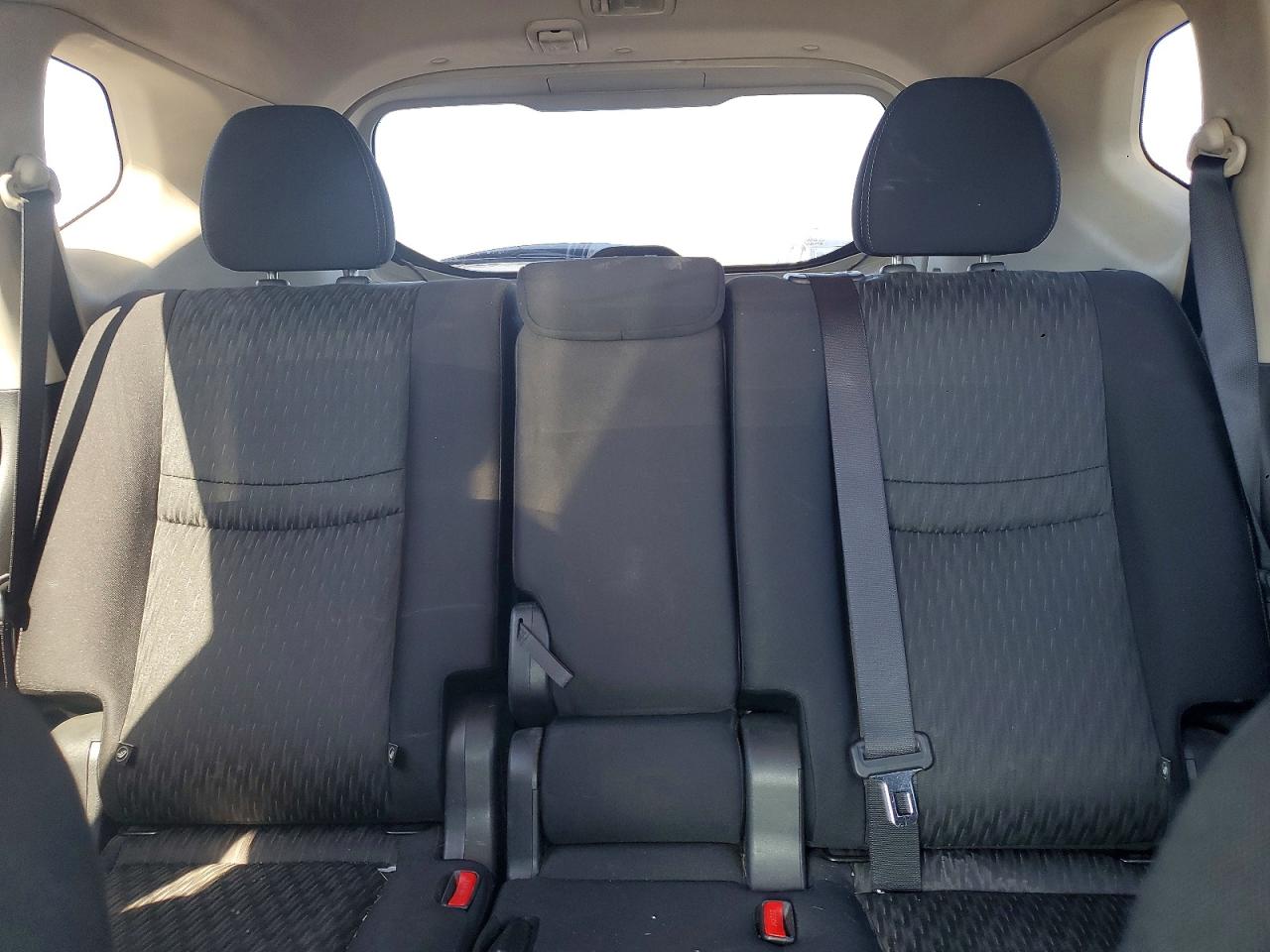 Nissan Rogue S
