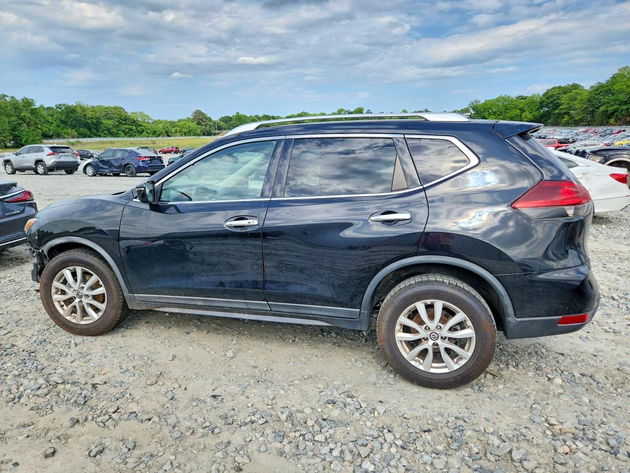 Nissan Rogue Sv