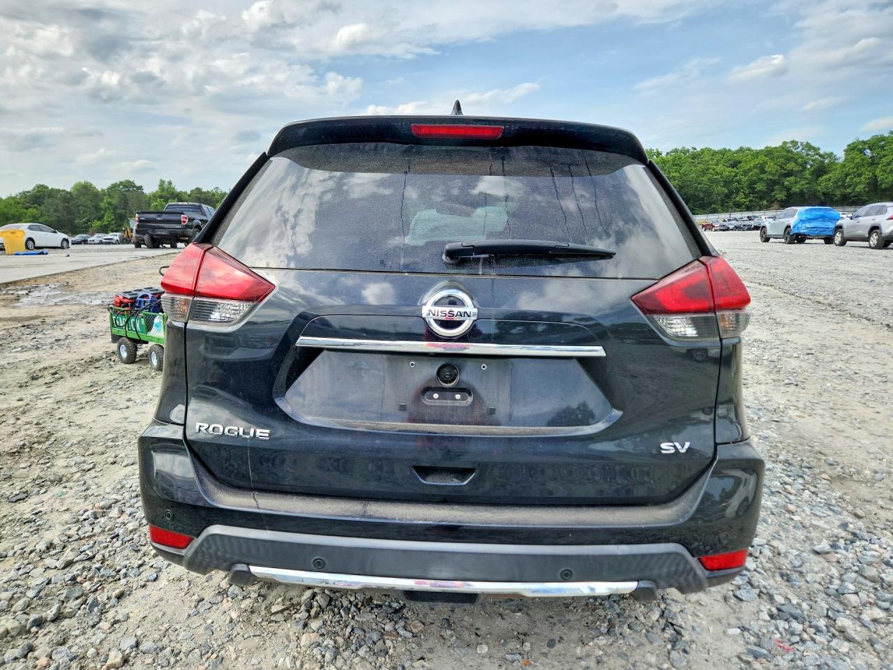 Nissan Rogue Sv