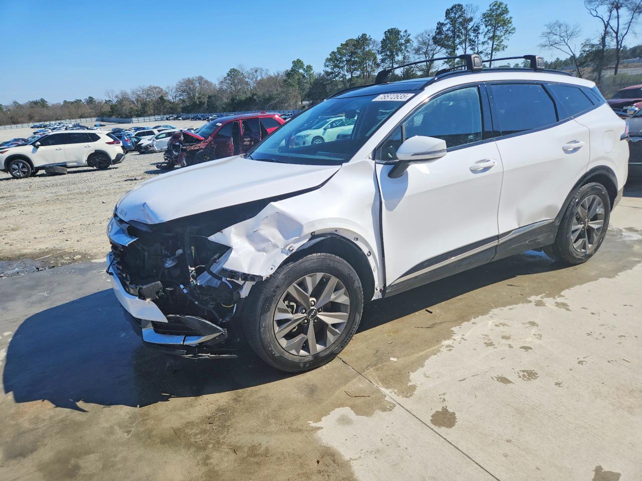 Salvage Kia Sportage Image