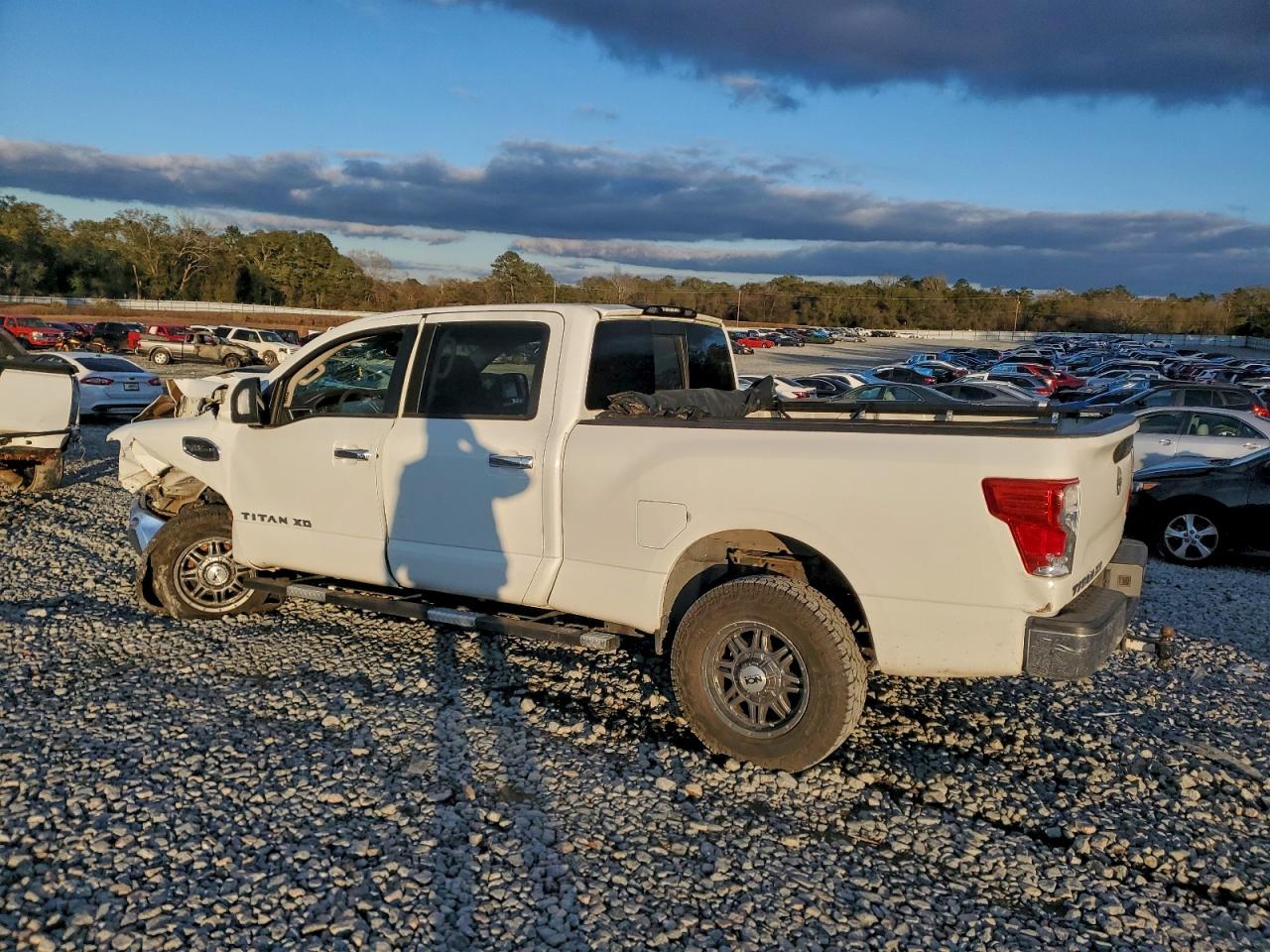 Nissan Titan