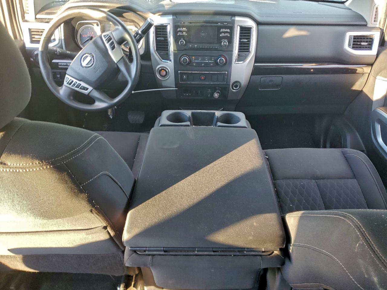 Nissan Titan