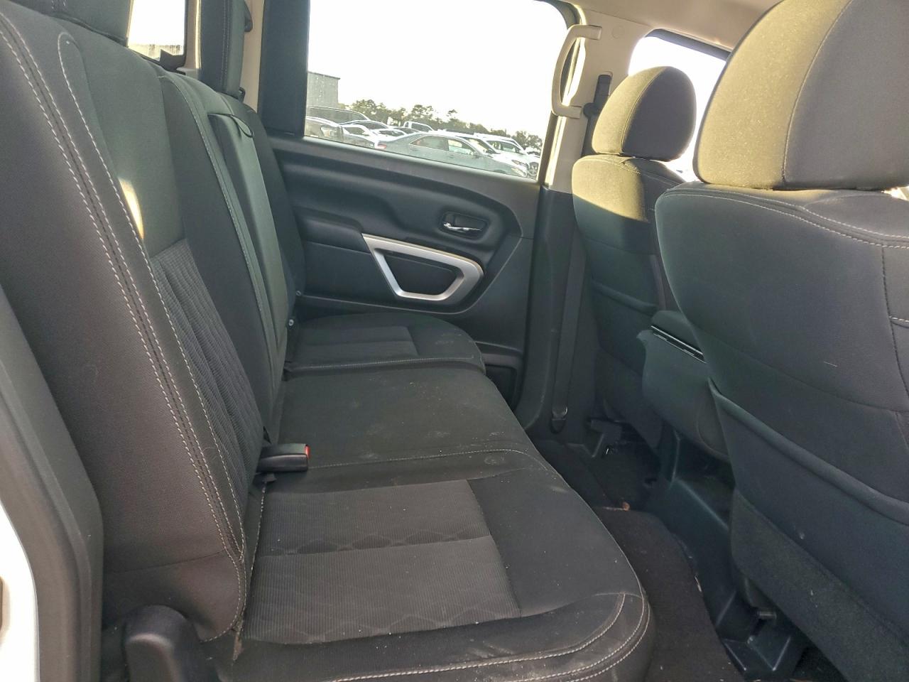 Nissan Titan