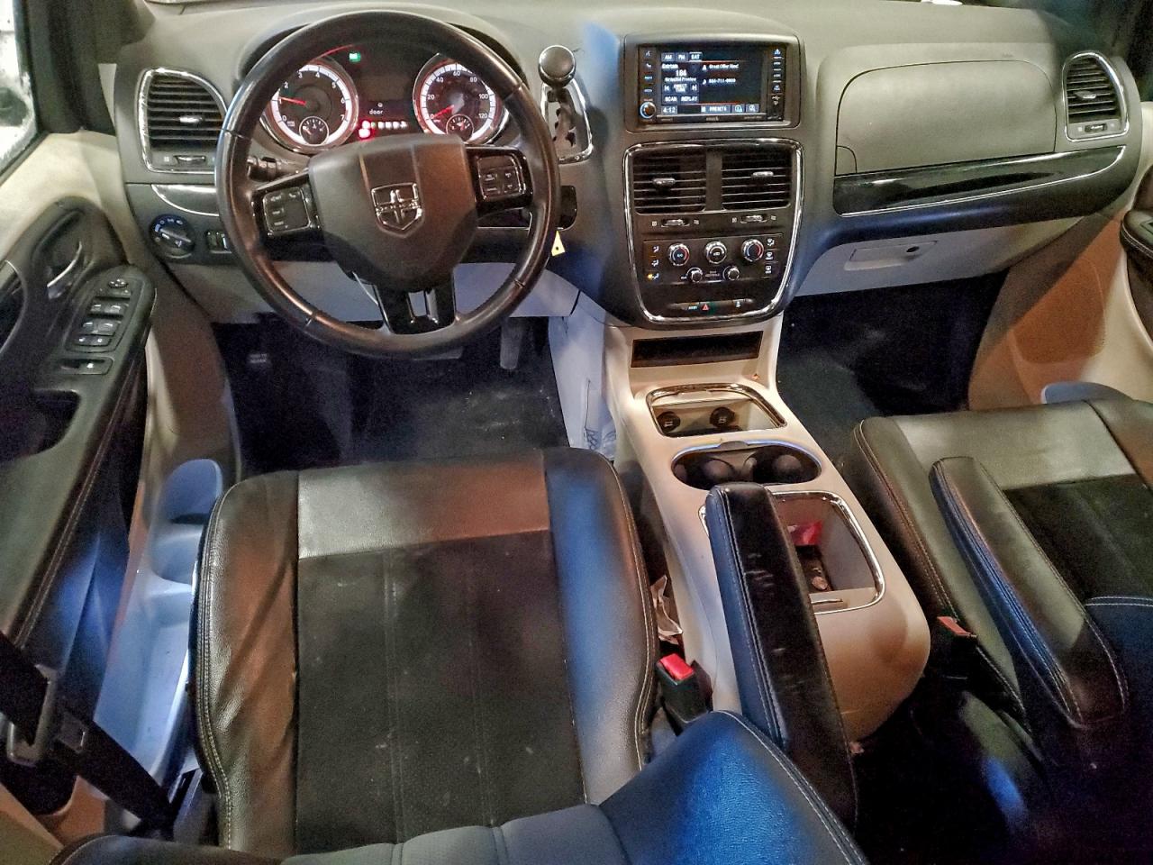 Dodge Caravan Sxt