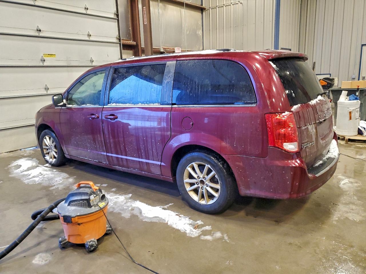 Dodge Caravan Sxt