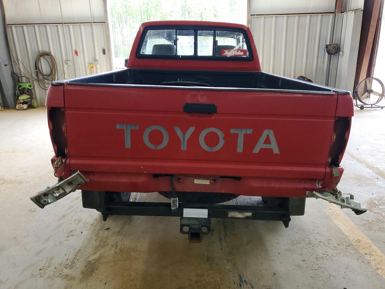 Toyota Pickup Base