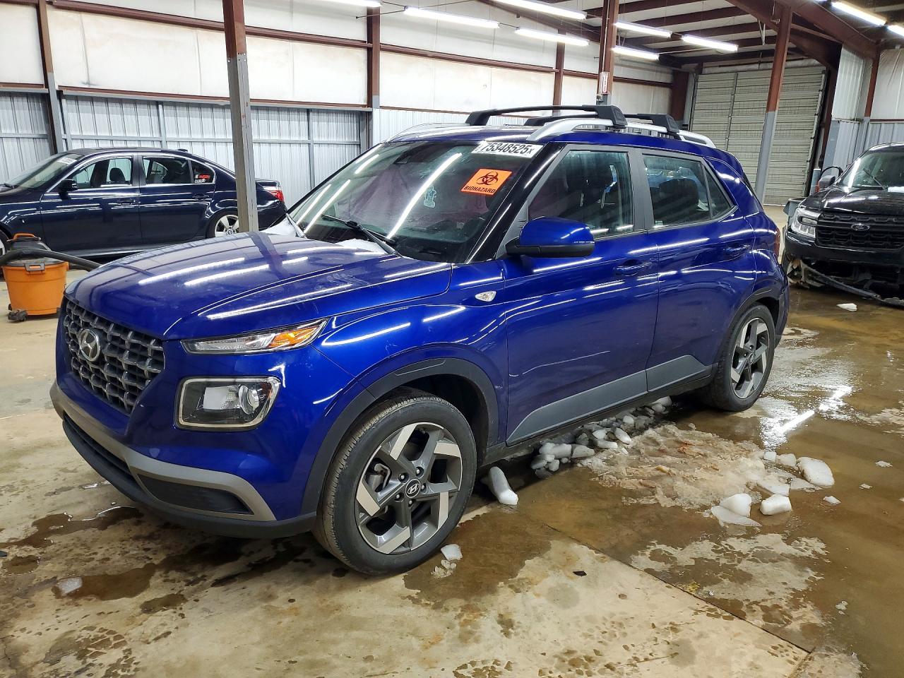 Salvage Hyundai VENUE Image