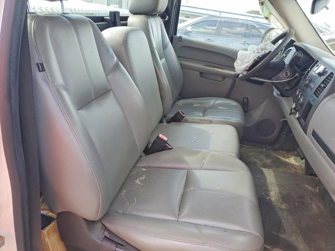 Chevrolet Silverado C1500