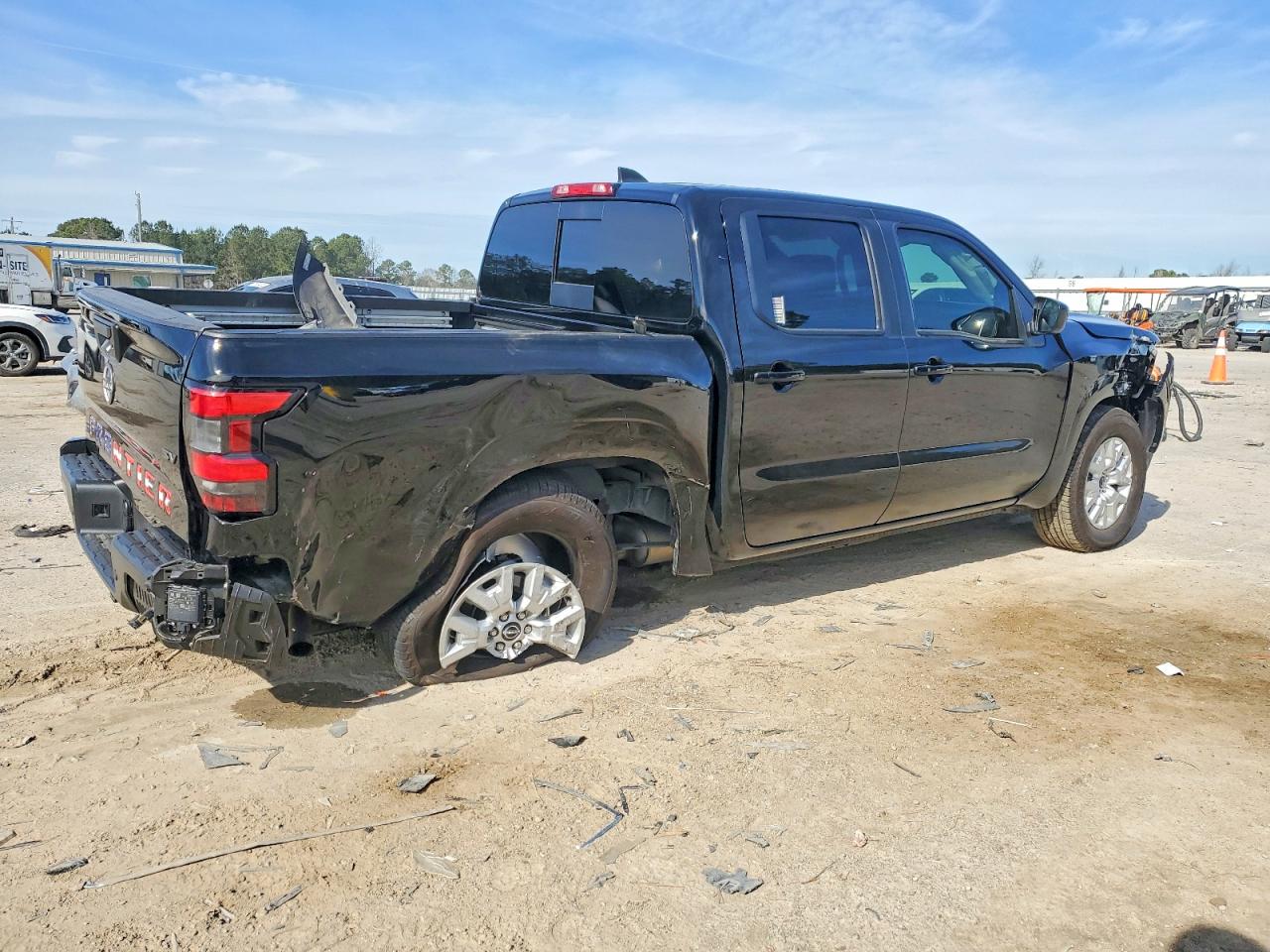 Nissan Frontier S