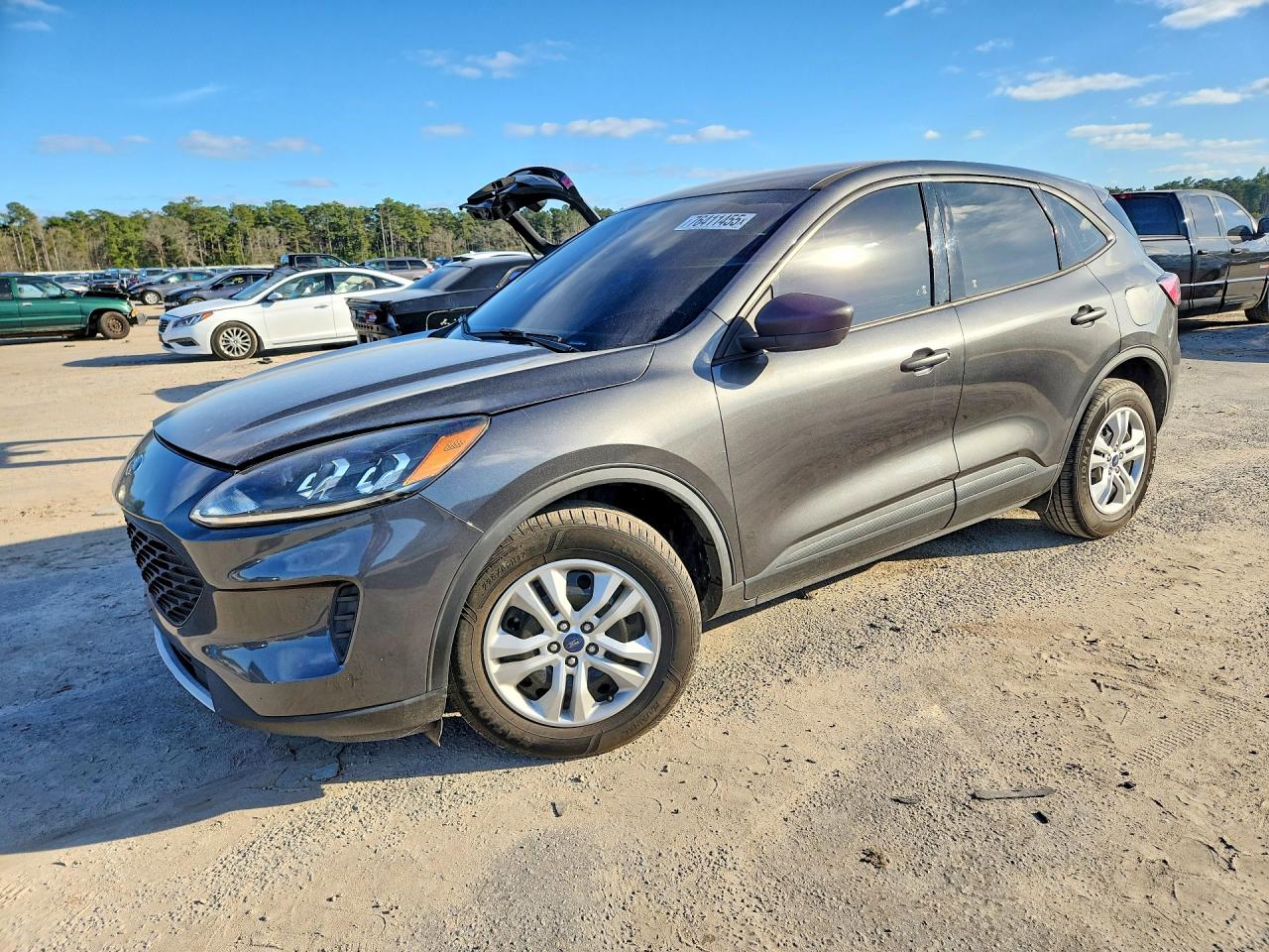 Salvage Ford Escape Image