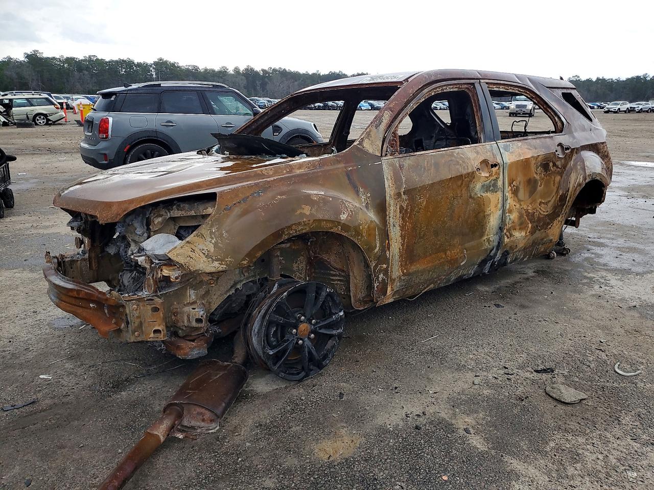 Salvage Chevrolet Equinox Image
