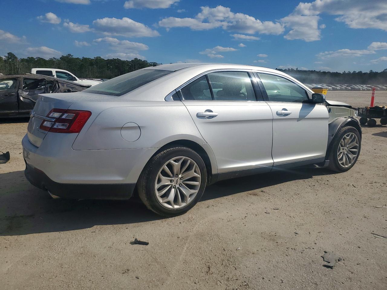 Ford Taurus Limited