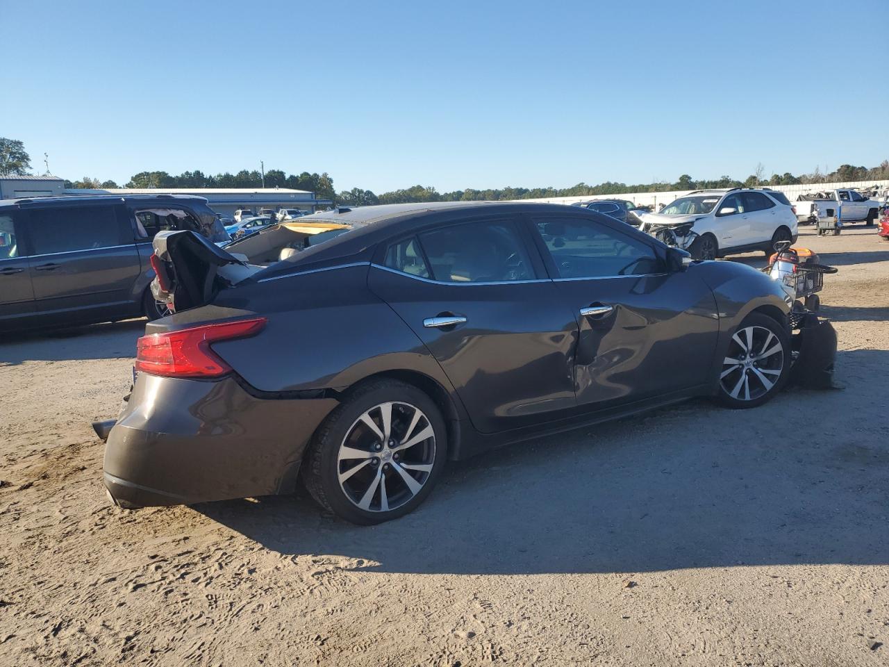 Nissan Maxima 3.5s