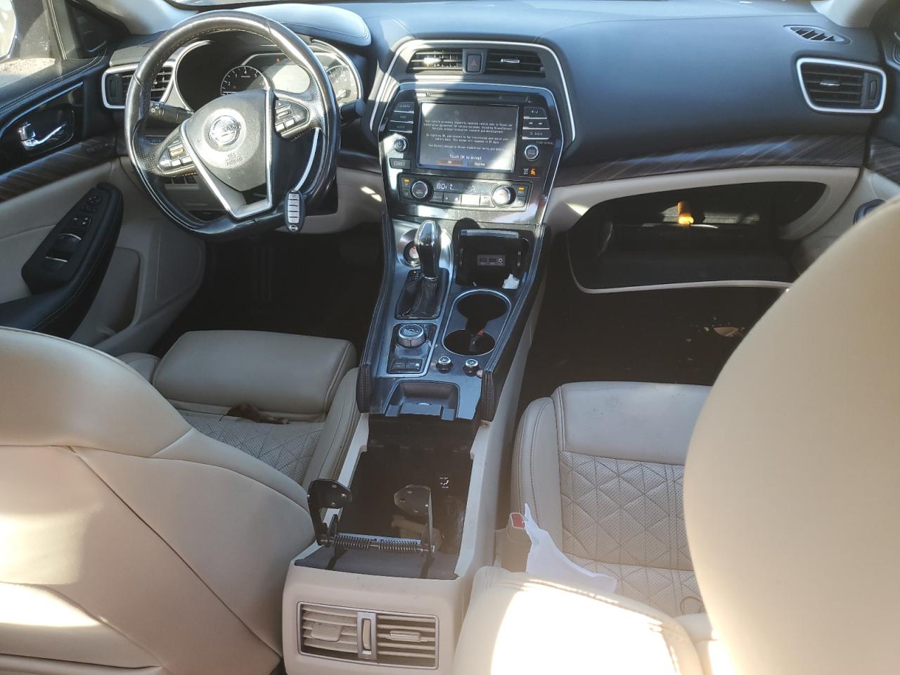 Nissan Maxima 3.5s
