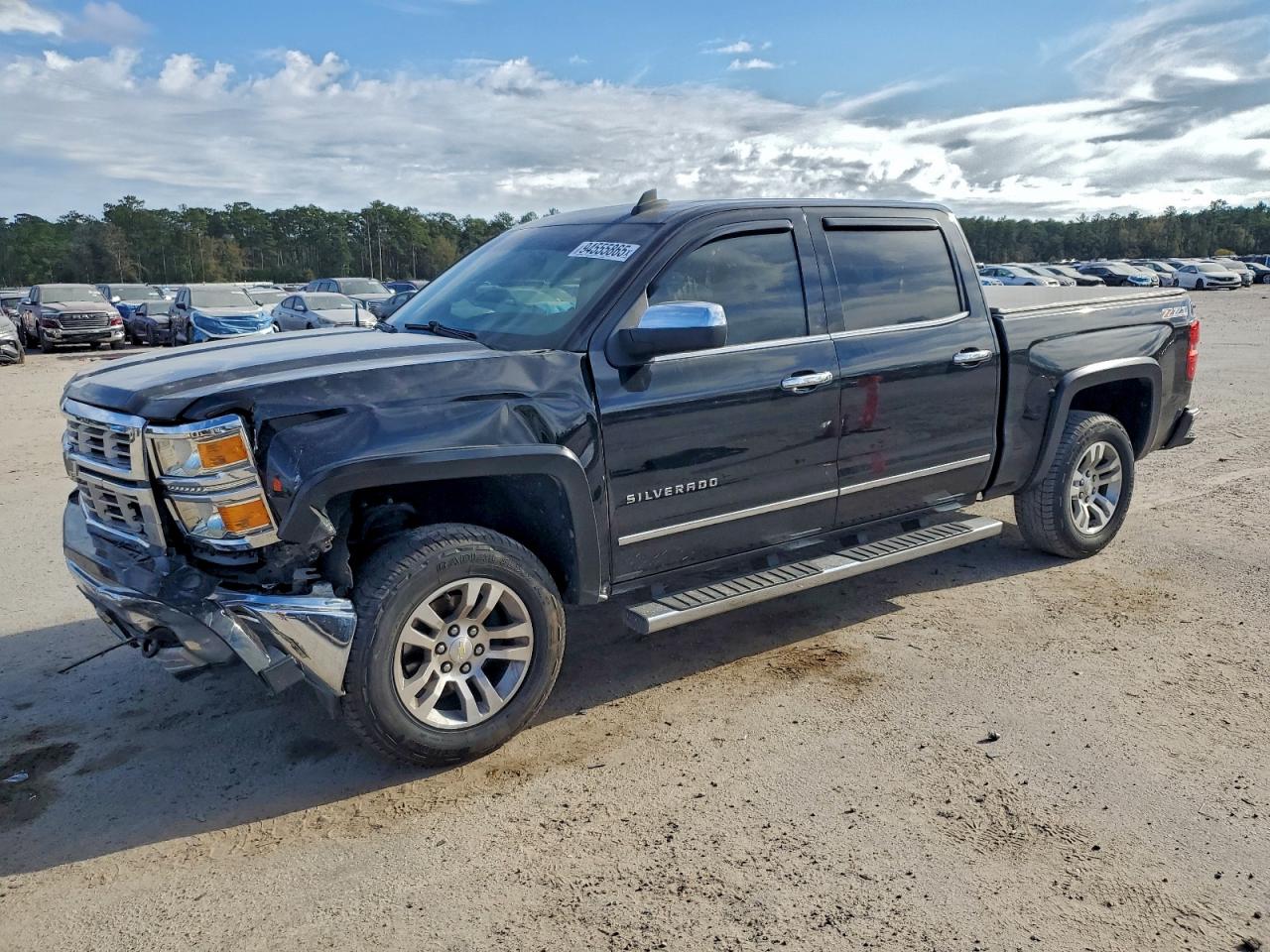 Salvage Chevrolet Silverado Image