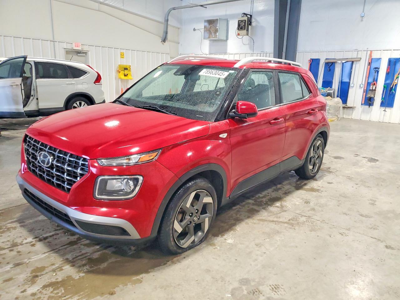 Salvage Hyundai VENUE Image