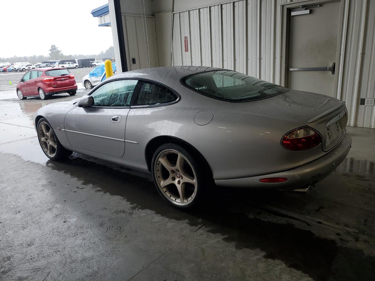 Jaguar XKR
