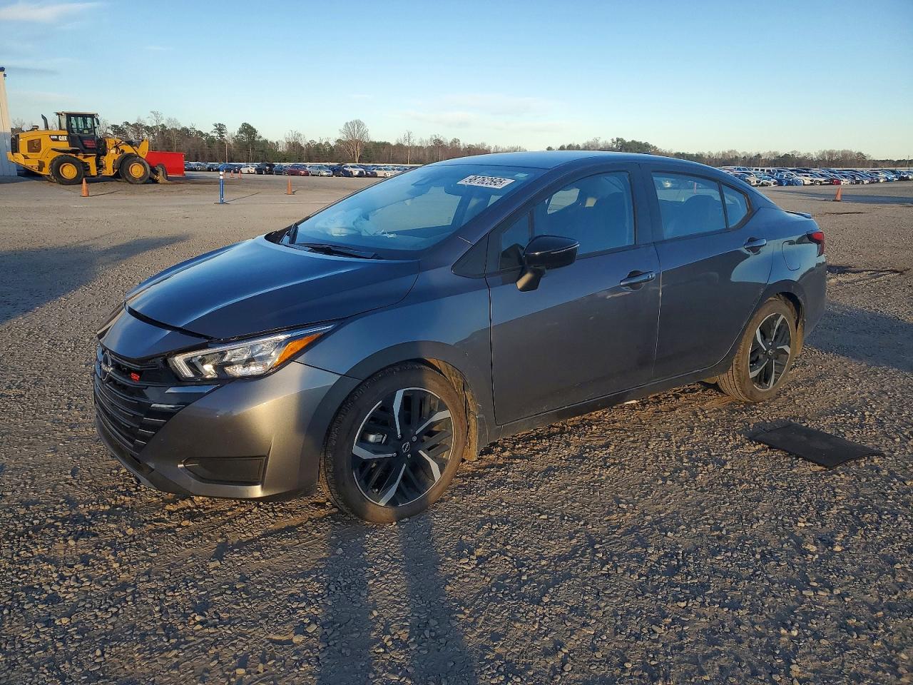 Salvage Nissan Versa Image