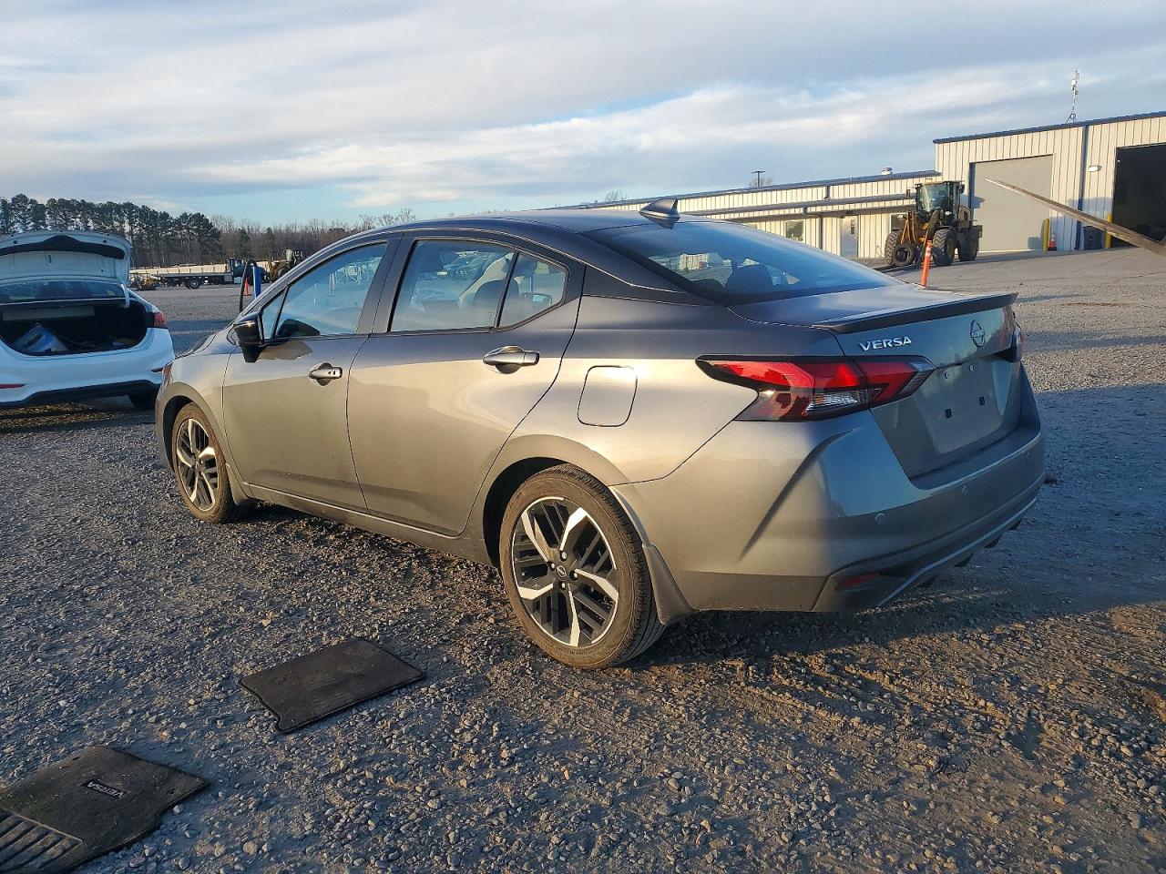 Nissan Versa Sr