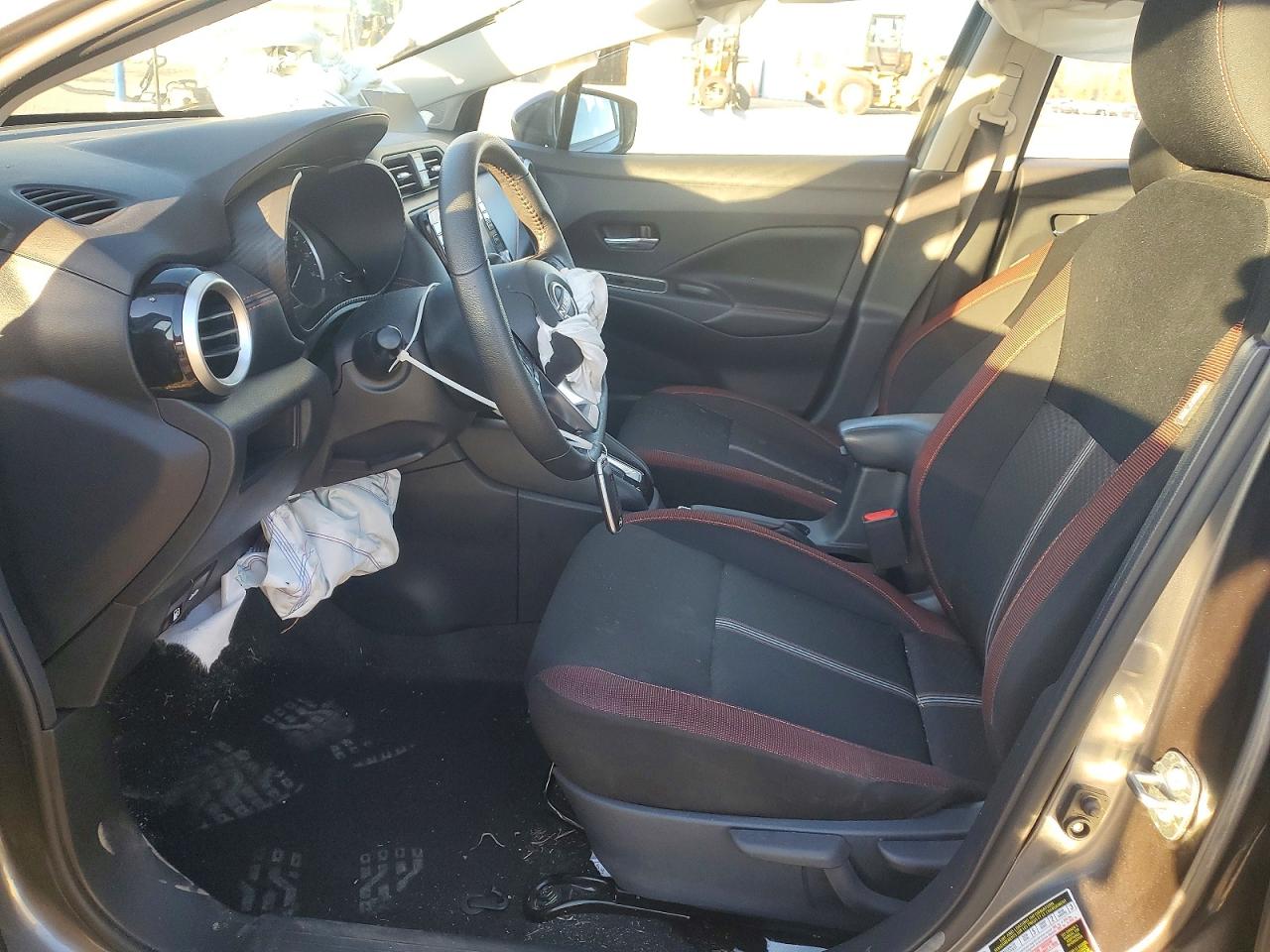 Nissan Versa Sr