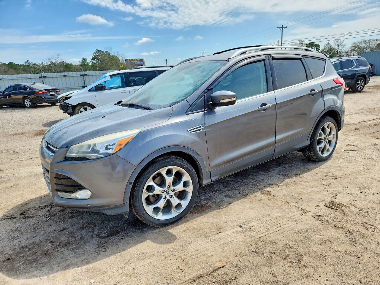 Salvage Ford Escape Image