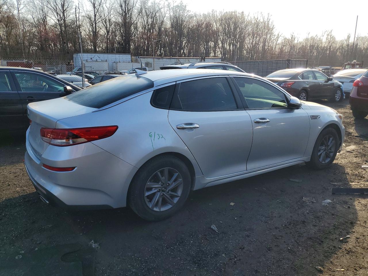Kia Optima Lx