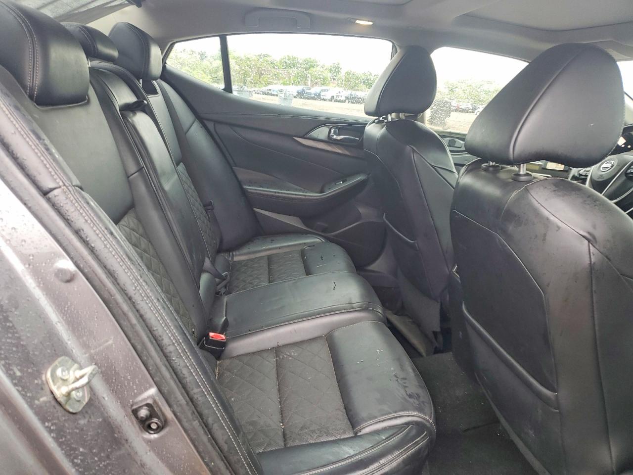 Nissan Maxima Platinum