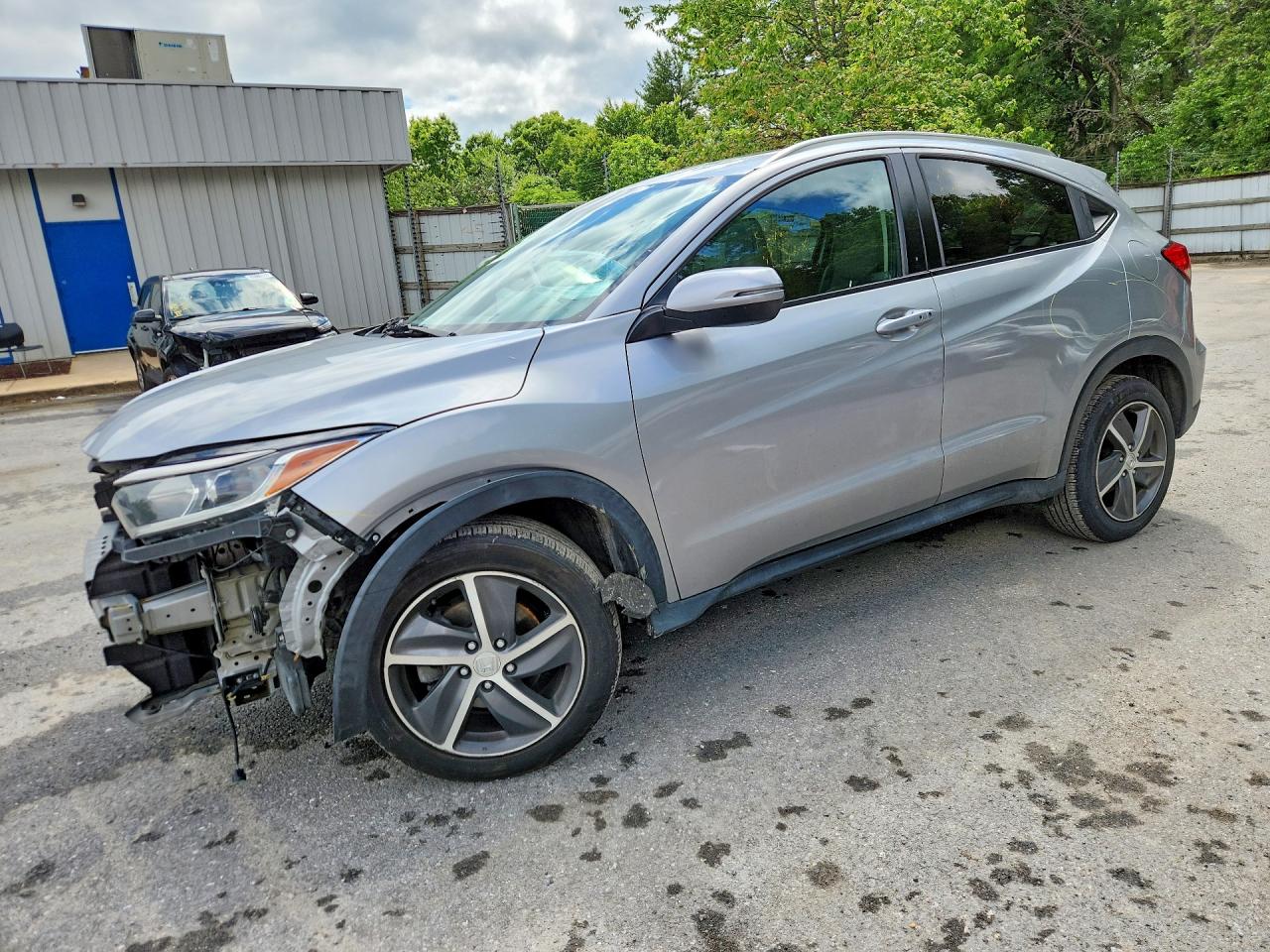 Salvage Honda HR-V Image