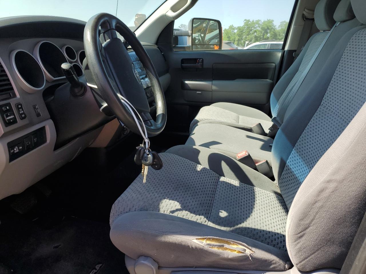 Toyota Tundra Double Cab Sr5