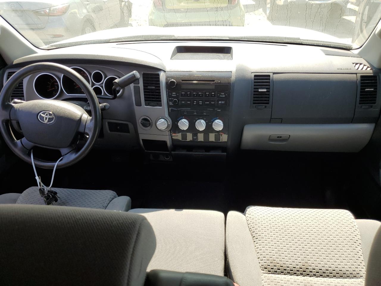 Toyota Tundra Double Cab Sr5
