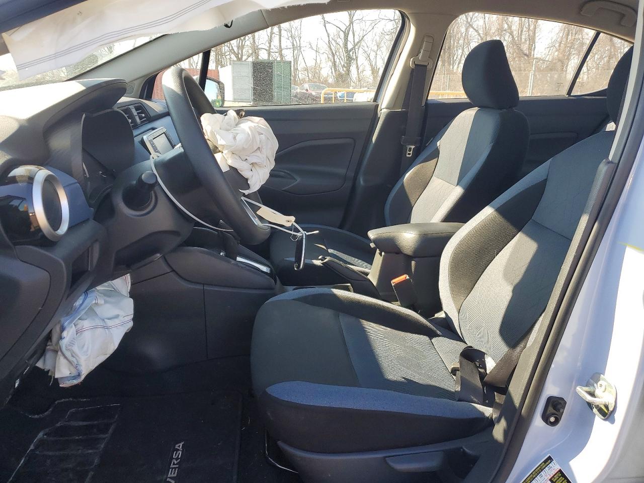 Nissan Versa Sv