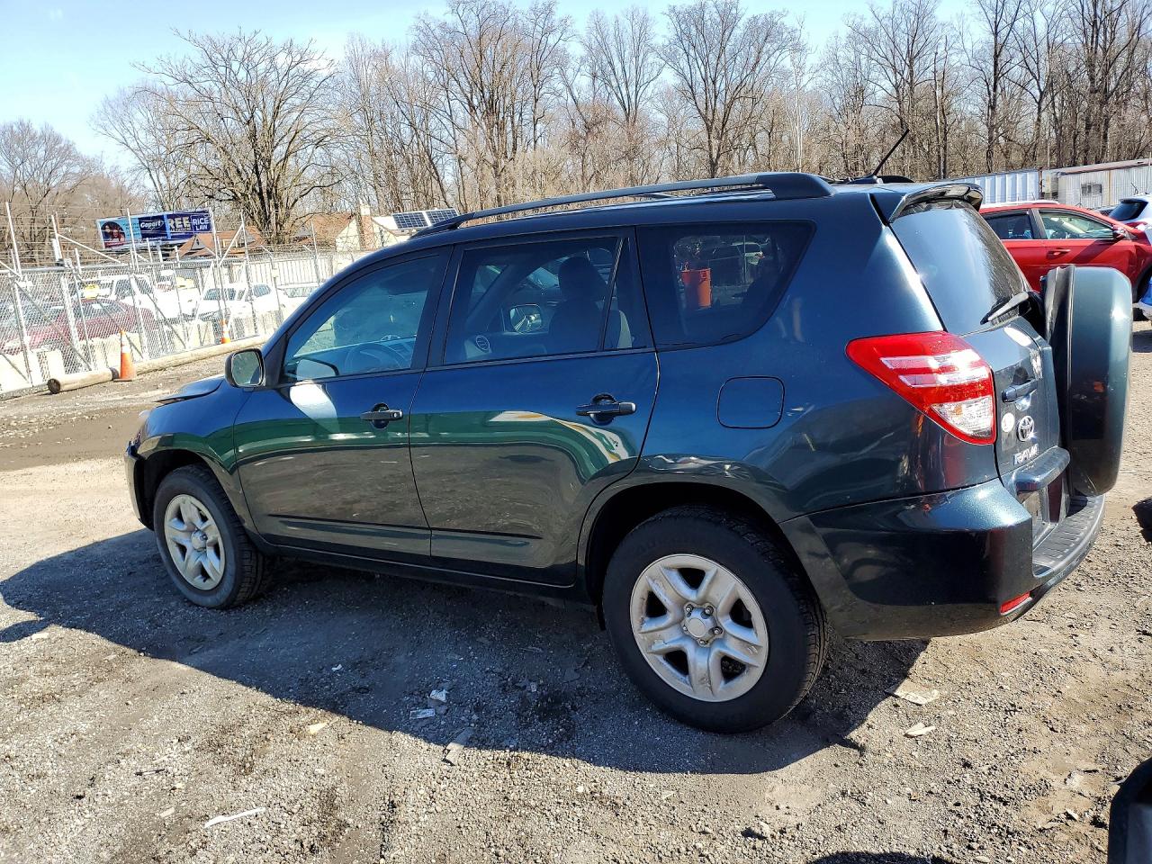 Toyota RAV4 Base