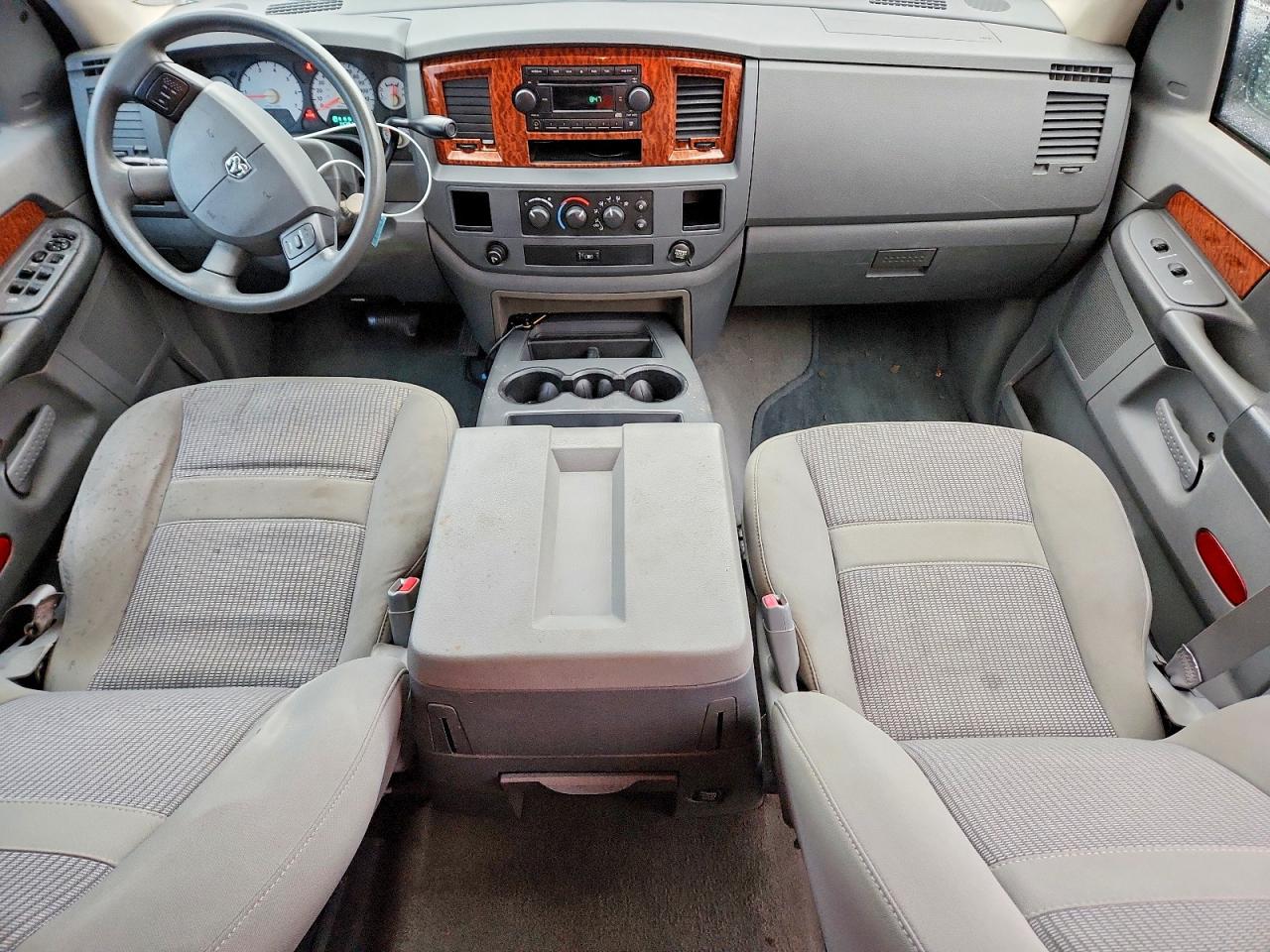 Dodge Ram 1500 St