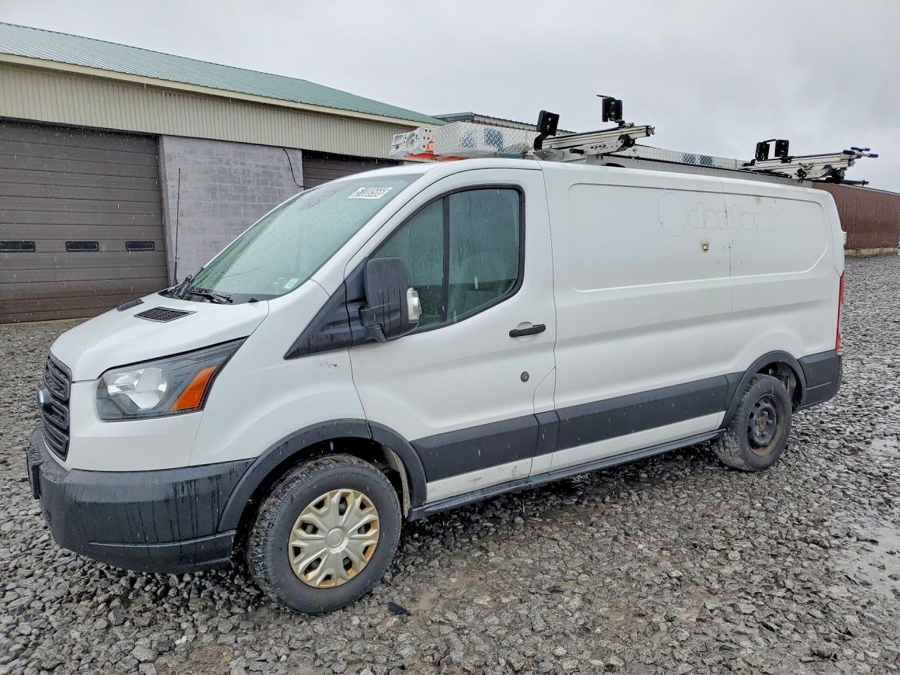 Salvage Ford Transit Image
