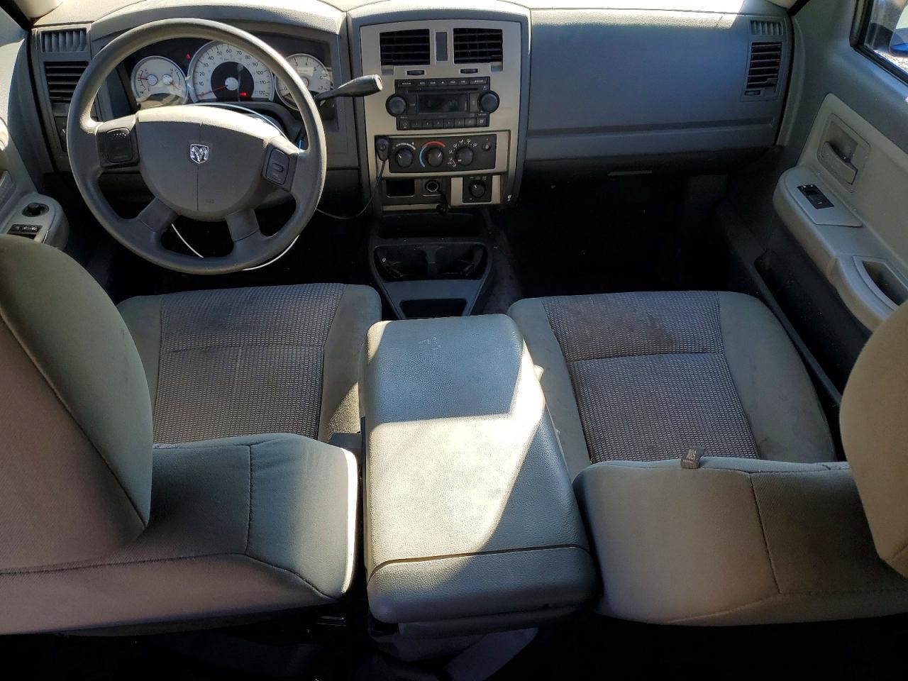 Dodge Dakota Quad Slt