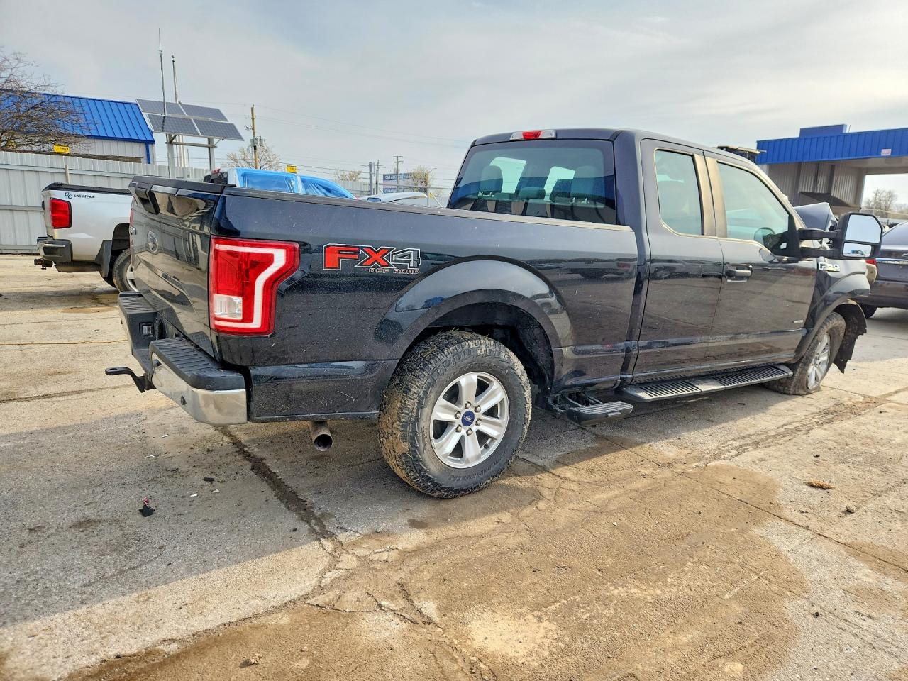 Ford F-150 Super Cab